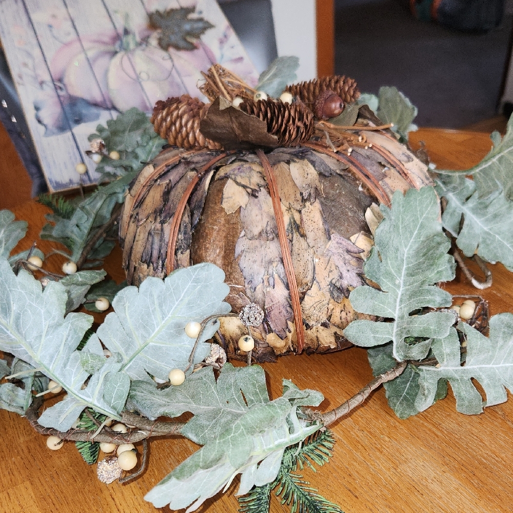 Rustic Wood and Leaf Pumpkin Decor